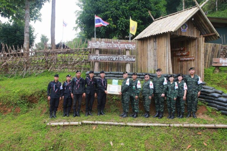 รพ.ค่ายสมเด็จพระนเรศวรมหาราช   จ.พิษณุโลก ร่วมกับ รพ.ค่ายกาวิละ  จ.เชียงใหม่ ได้เดินทางเข้าตรวจเยี่ยมกองกำลังพล จังหวัดแม่ฮ่องสอน  ตามนโยบายของผู้บังคับบัญชา